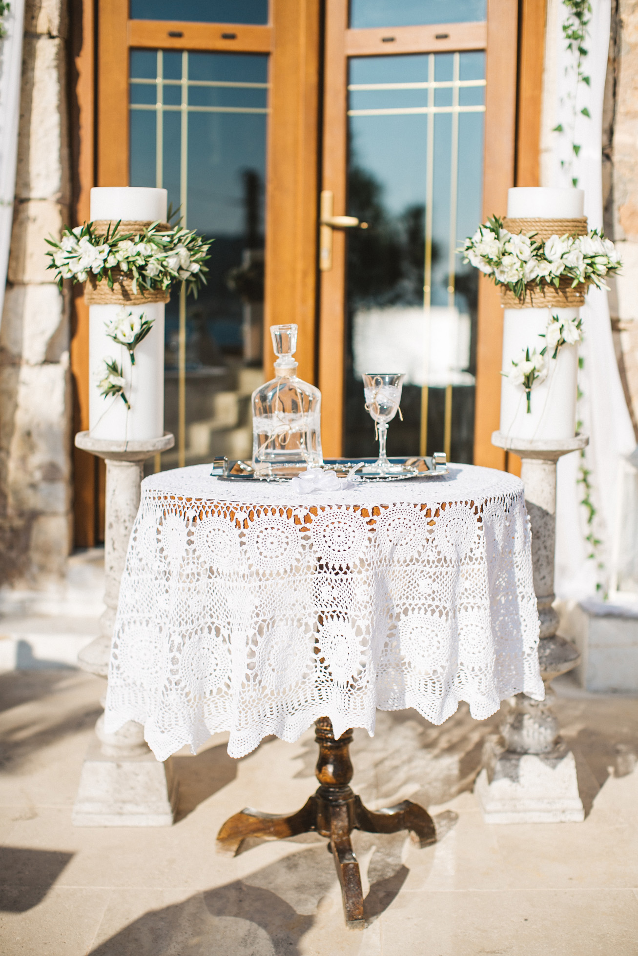 Elegant vintage destination wedding decorations in Rethymno, Crete, Greece.