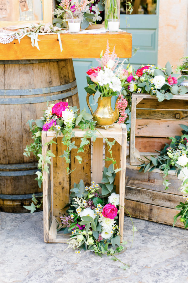 Stunning destination wedding decoration and flowers in Agreco farm, Crete.