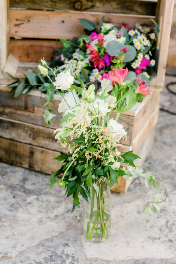 Stunning destination wedding decoration and flowers in Agreco farm, Crete.