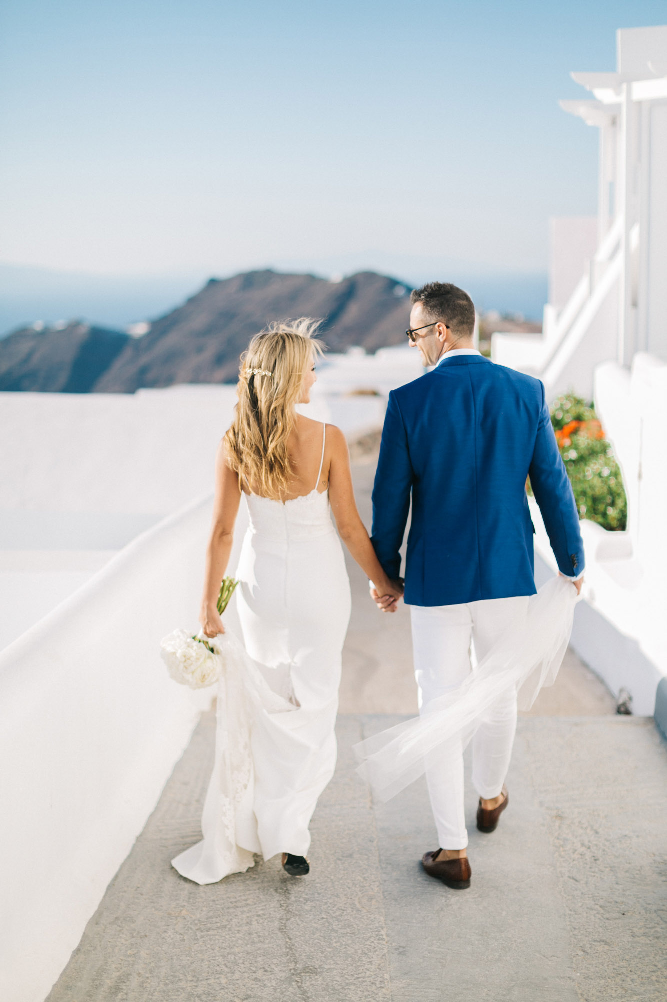 Wedding couple in Santorini, Greece.